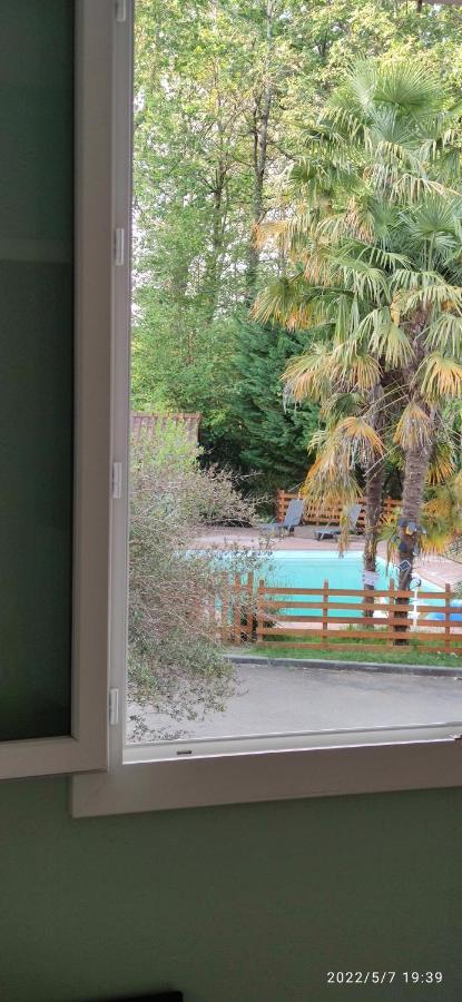 B&B En Plein Coeur De La Foret Artiguelouve 외부 사진